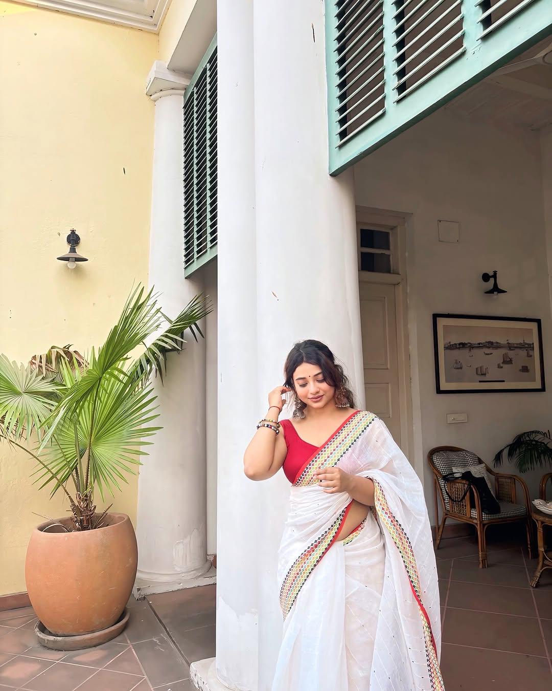 Shine with Elegance – Premium Chumki Saree -BF 87 - Image 8